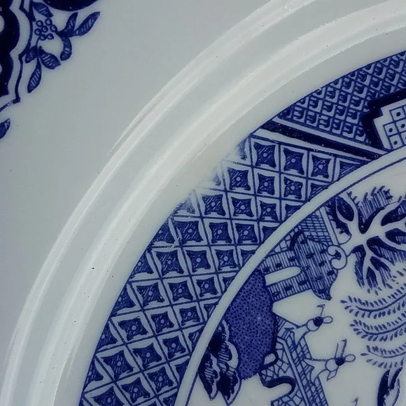 ROYAL CUTHBERTSON - Blue and White Porcelain Dinner Plate - WILLOW - 10 3/4" - Picture 6 of 8